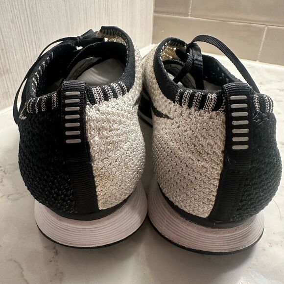 Men’s Nike Flyknit Racer - Picture 4 of 7